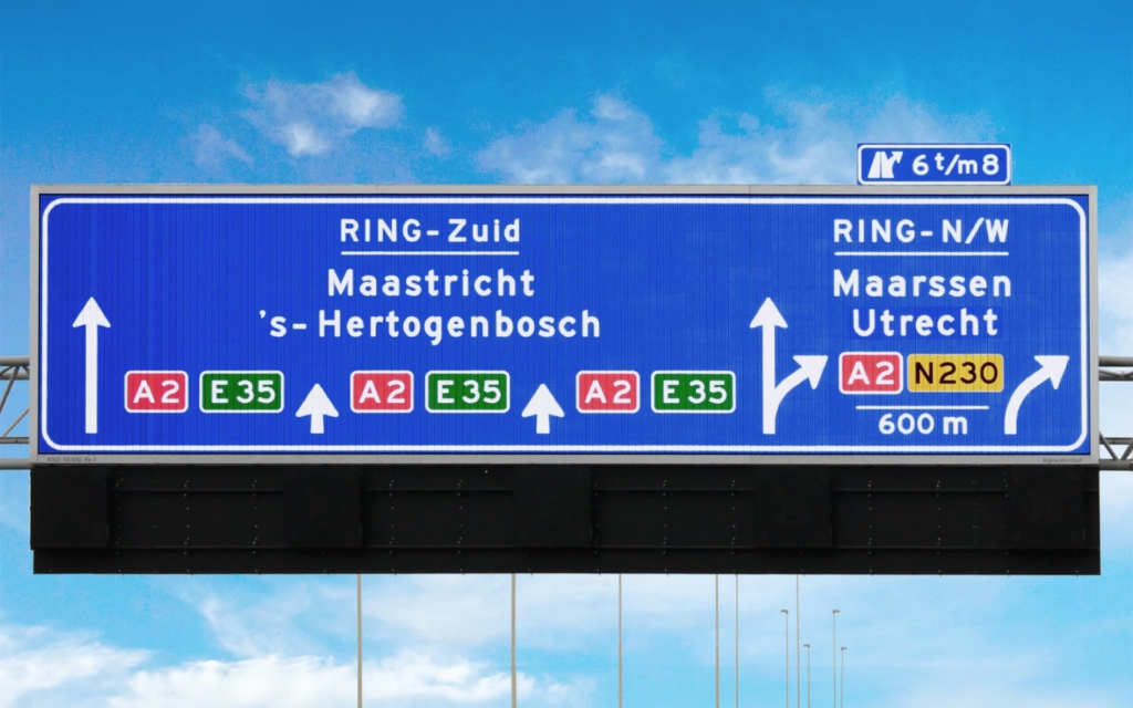 Traffic prism sign 80